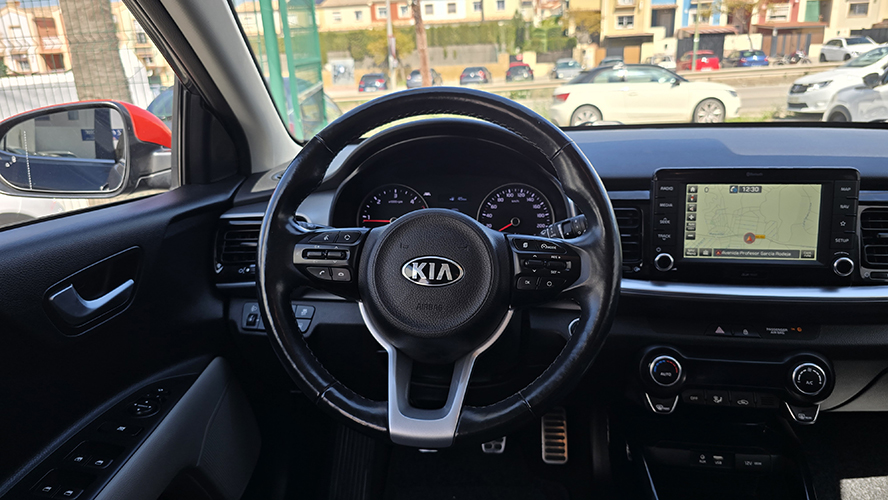 KIA Stonic 1.6 CRDi VGT Tech 27