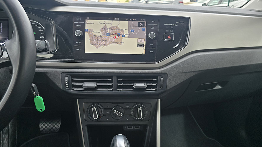 VOLKSWAGEN Polo Sport 1.6 TDI DSG 21