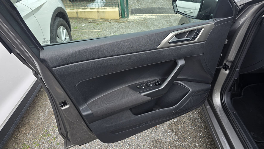 VOLKSWAGEN Polo Sport 1.6 TDI DSG 27